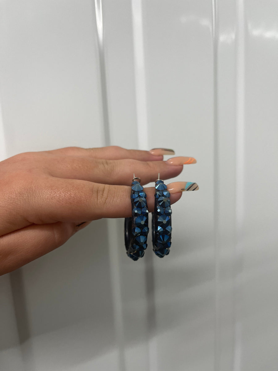 Hoop Earrings in Metalic Blue