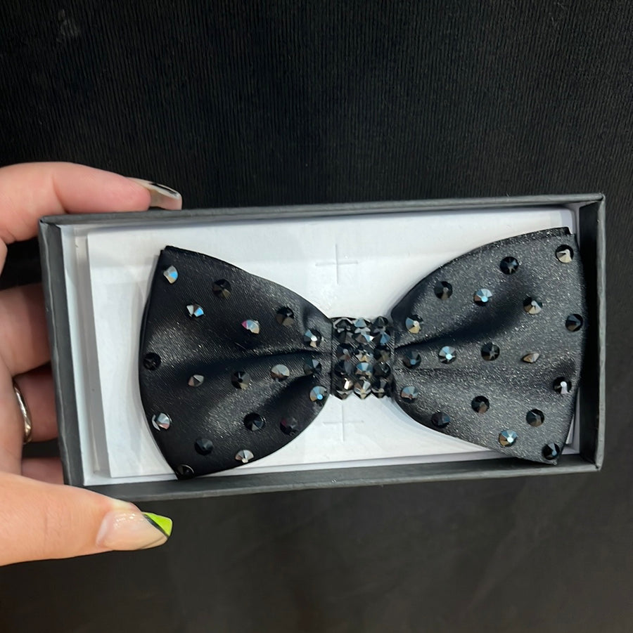 Structured & Scatted Black Bowtie